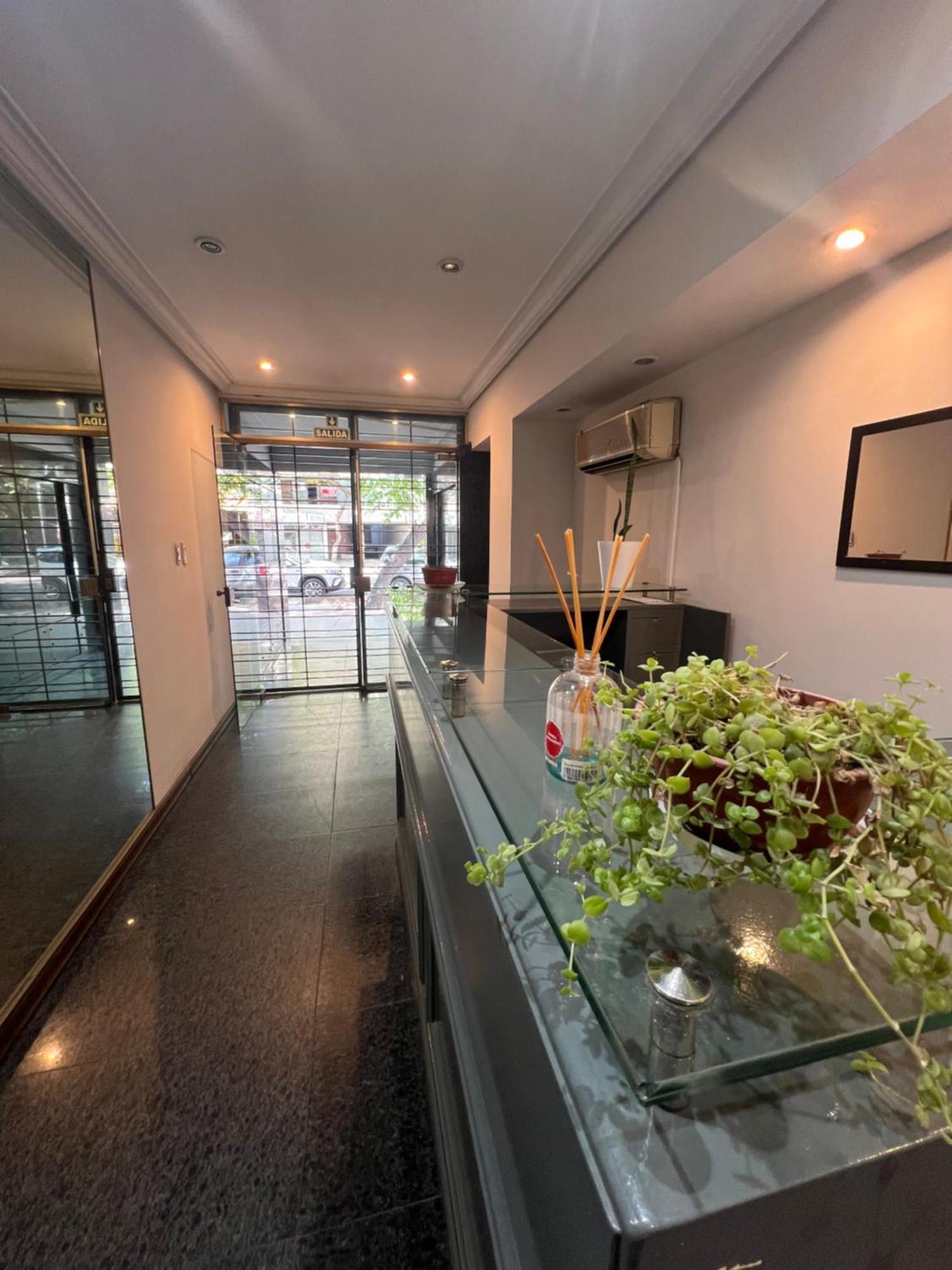 Mendoza Suites 3 -Parking Disponible- Eksteriør billede